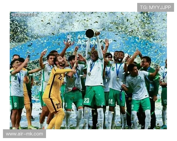 越南国家队世预赛逆袭奇迹：黑马突围点燃亚洲足球热血