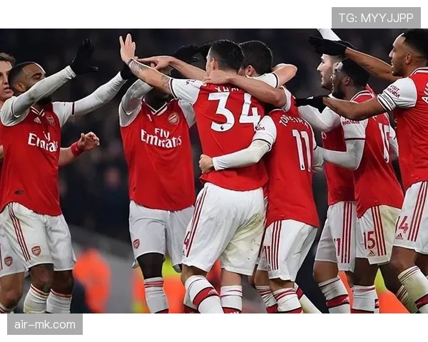 英超焦点战:阿森纳迎战热刺,关键三分争夺战引关注 英超焦点战:阿森纳迎战热刺,关键三分争夺战引关注