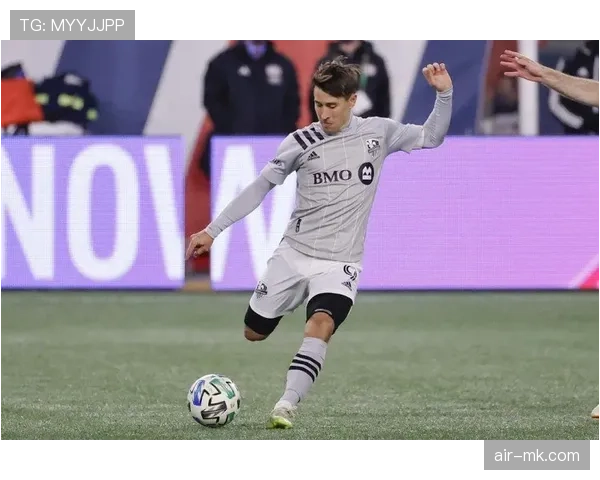 科洛·穆阿尼德甲赛季表现抢眼，助球队强势冲击冠军