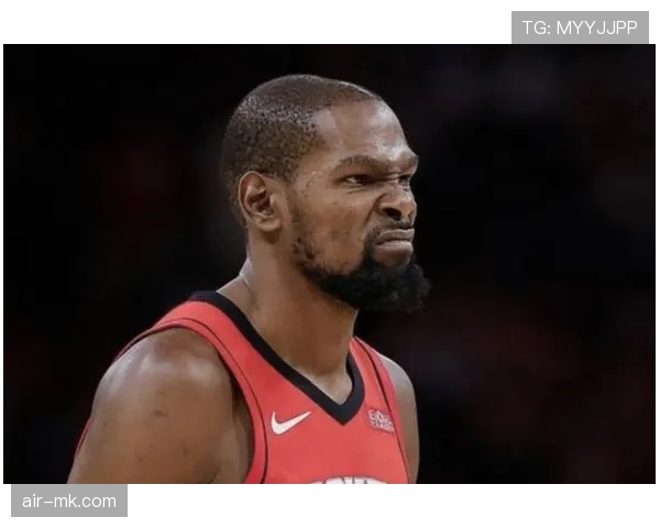 杜兰特突破分球提升球队关键时刻得分效率明显